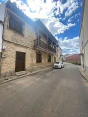 Pis  Arco. Amplia vivienda con terrazas y encanto toledano en pleno centro