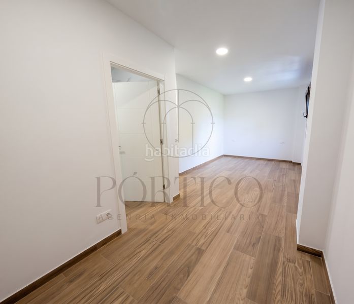 Foto abdcd9b0-7970-48d5-8f76-4cc28825a1f7. Casa amb calefacció a Tui