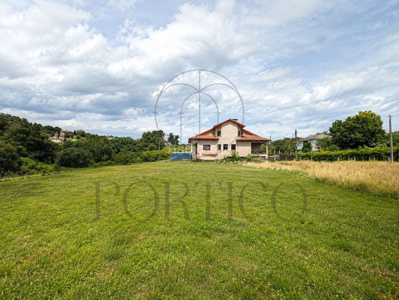 Foto a60ff262-1f7c-4f70-b62a-dc93a5777749. Terreny residencial a Mos