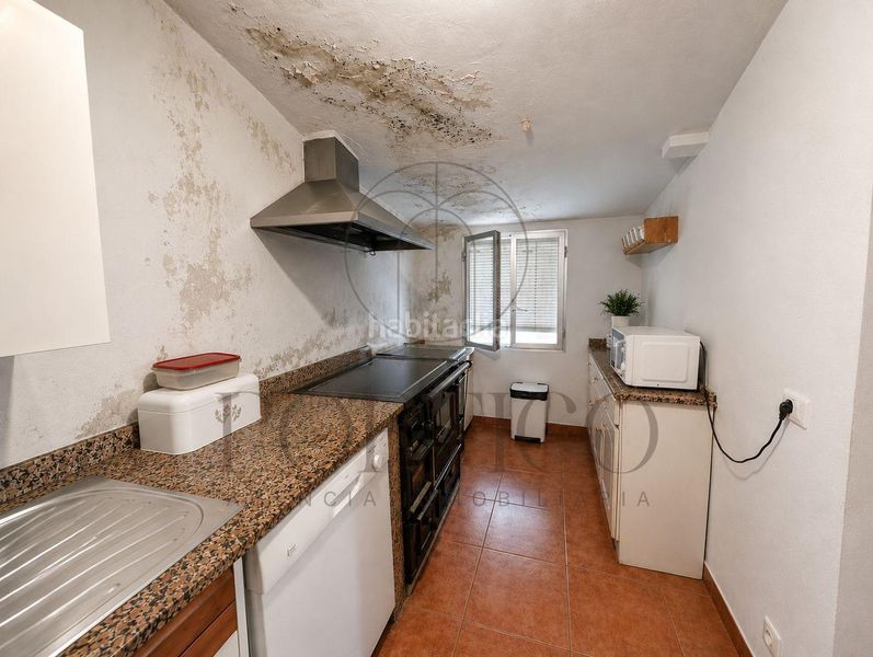 Foto 8f267155-cc8d-4385-9b0e-3e5a92b8eeba. Casa amb calefacció aparcament a Tui