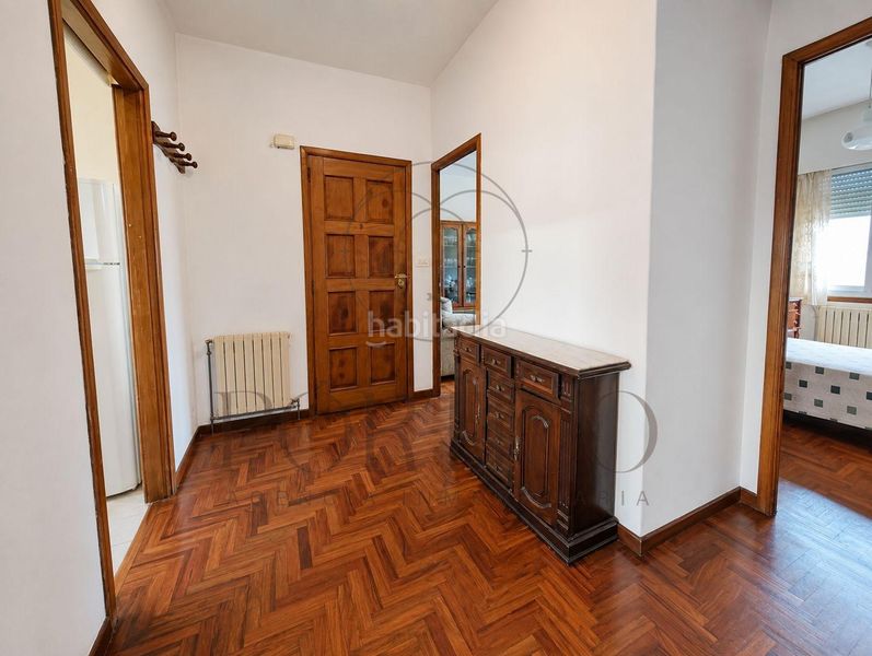 Foto a62aafce-ab88-47fb-82b1-a9589d10d0bf. Casa amb calefacció aparcament a Tui