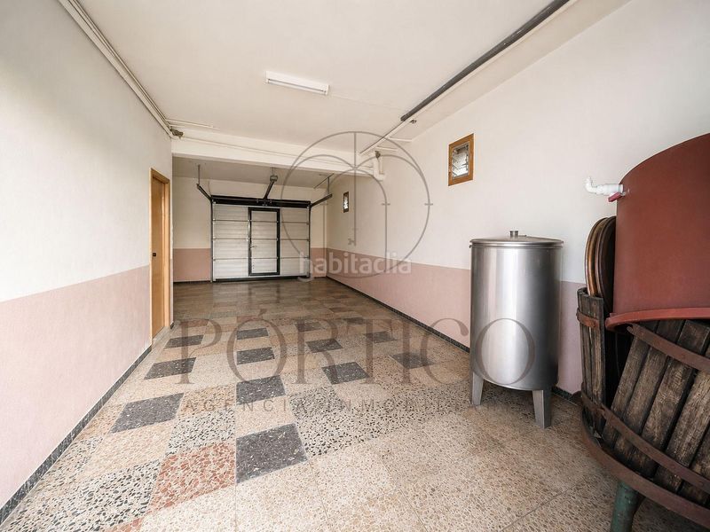 Foto c3b9c775-41cb-49af-8d09-4124194c65a1. Casa amb calefacció aparcament a Tui