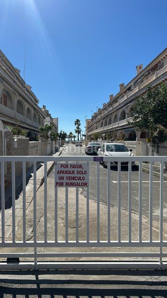 Foto 51c9a6a2-b963-4812-b130-3cba685e4519. Tríplex amb calefacció aparcament a Playa Tamarit-Playa Lissa Santa Pola