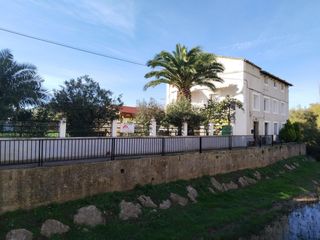 Mas�a en Arcos (Los). Casa con terreno