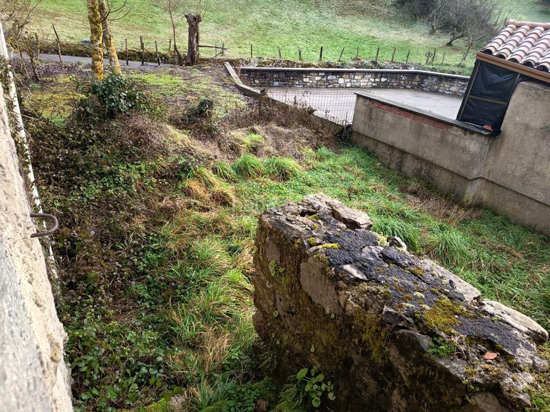 Foto 37282cd6-aa9f-43a0-80fa-b770542e75f5. Casa  en beruete en Basaburua