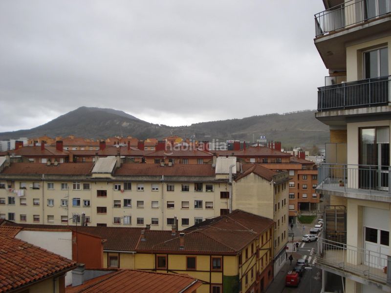 Foto 4ab425a5-b50f-4926-9eaf-a4ee1f43d94e. Pis a Burlada
