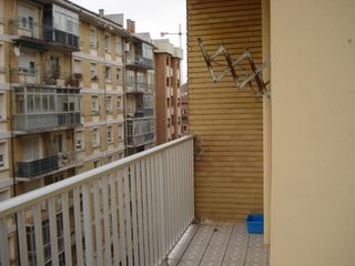 Pis  Merindad de sanguesa. Piso con balcón burlada.
