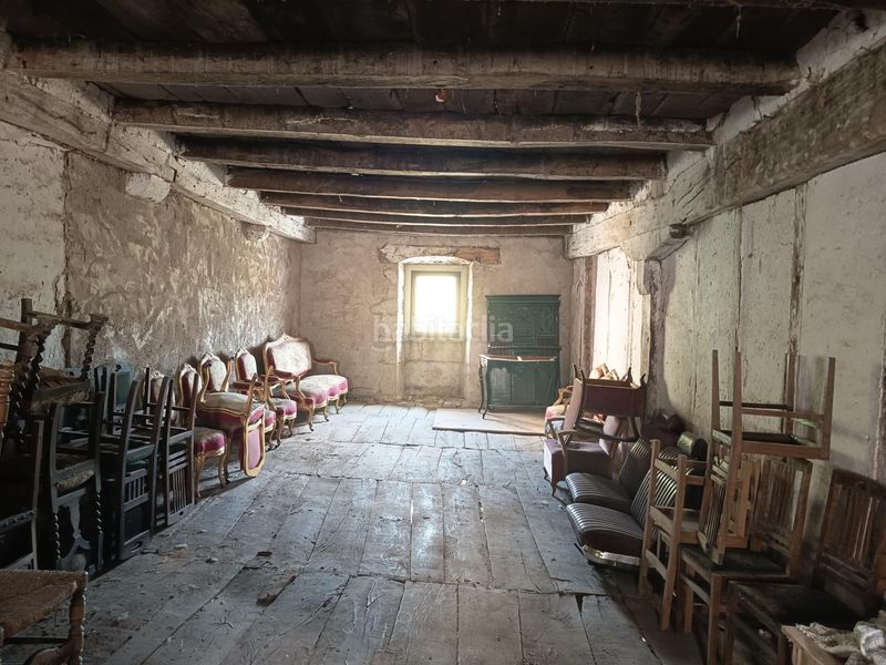 Foto 13376ab8-9e74-430d-9c03-1b5547076345. Casa amb calefacció a Iza
