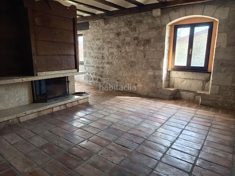 Foto 4b3ddd51-ca0b-4ae0-b04d-b46f80b07477. Casa amb calefacció a Iza