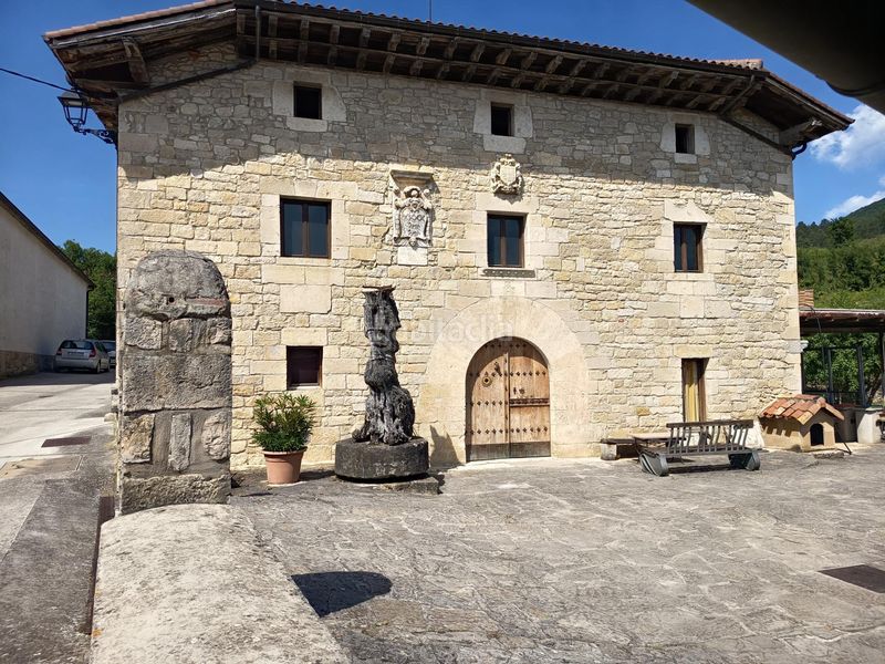 Foto c3abea64-3ad8-4c04-8a10-66a616160350. Casa amb calefacció a Iza