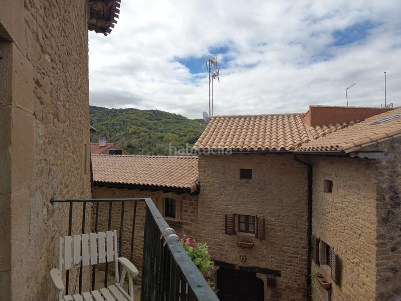 Foto 140046ff-beee-40a0-936a-672833a098a4. Casa amb calefacció a Leoz