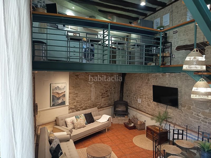 Foto 79eed9d5-d273-4d1d-9220-1ffb063d7e00. Casa amb calefacció a Leoz