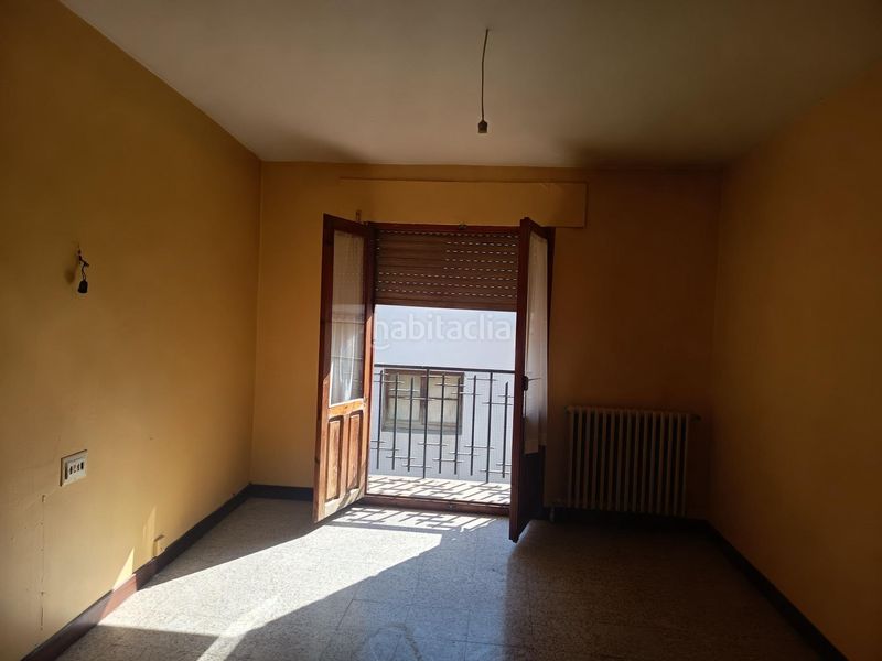 Foto 07c7cad1-2934-43b6-9a74-3a95966fe5e1. Casa edificio . en Carcastillo