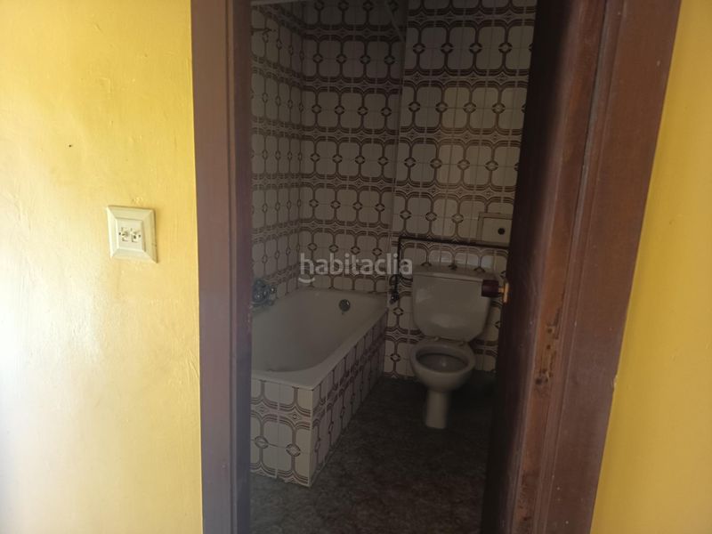 Foto 49b170a0-0a47-4905-873f-ba8898bb0bd4. Casa edificio . en Carcastillo