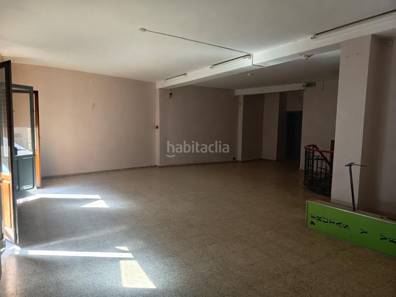Foto d820cc10-fade-4179-afa3-24954f9b7f6e. Casa edificio . en Carcastillo