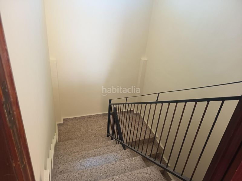 Foto f7b41e5f-89ac-45a8-8bb0-7fc26d8d6328. Casa edificio . en Carcastillo