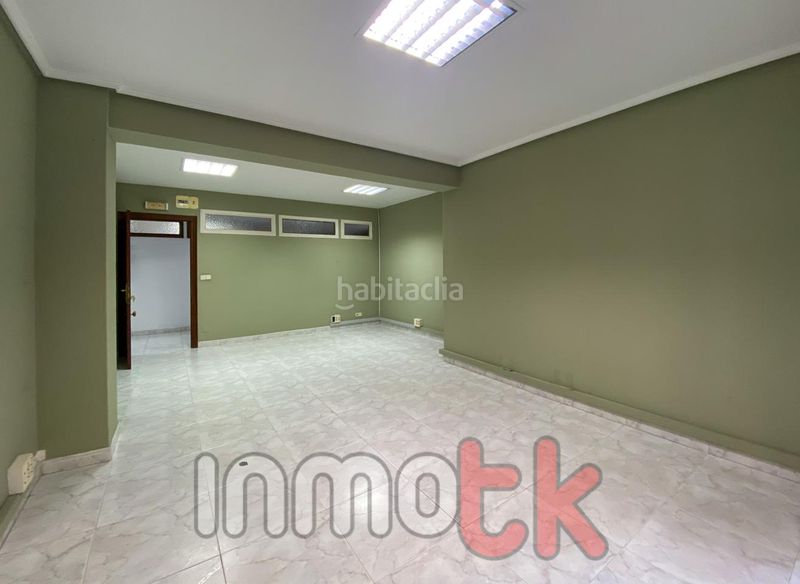 Foto edfb37c3-8b31-4b8d-a10e-f11cbe58927e. Affitto ufficio in Ensanche Coruña (A)