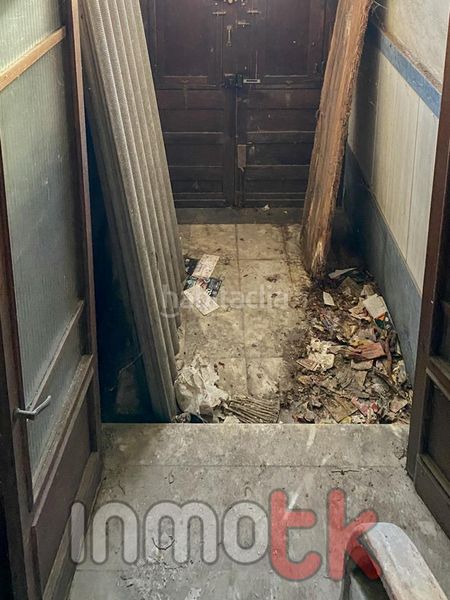 Foto bd00cdc2-f20a-4cdd-876c-9209756b5272. Casa amb aparcament a Betanzos
