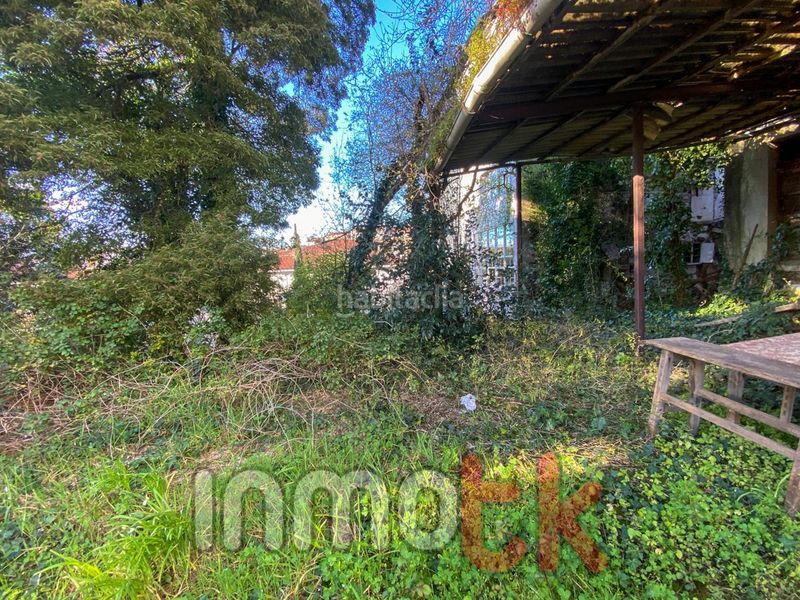 Foto c87fe604-7f81-437a-bb74-2586ccd4bbaa. Casa amb aparcament a Betanzos