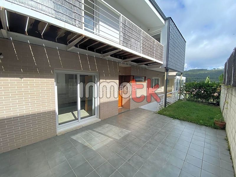 Foto 7ab06c93-db16-4aae-9c00-5b827a917b0f. Casa amb calefacció aparcament piscina a Mesoiro Coruña (A)