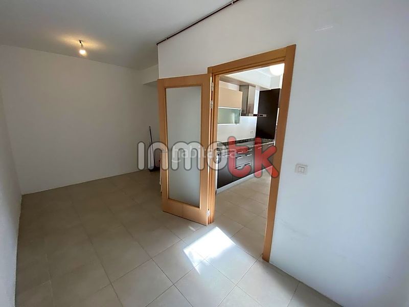 Foto c7b2ae78-b2b9-45bf-9866-ff26143a5be7. Casa amb calefacció aparcament piscina a Mesoiro Coruña (A)