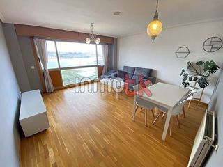 Affitto Appartamento in Rúa alcalde electo carballo 22. Corveira con increíbles vistas, con o sin muebles