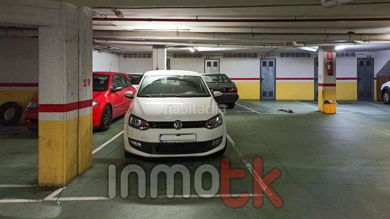 Foto f80c6f7d-fc27-4371-ba0e-16f47fd98511. Affitto posto auto in Eirís Coruña (A)