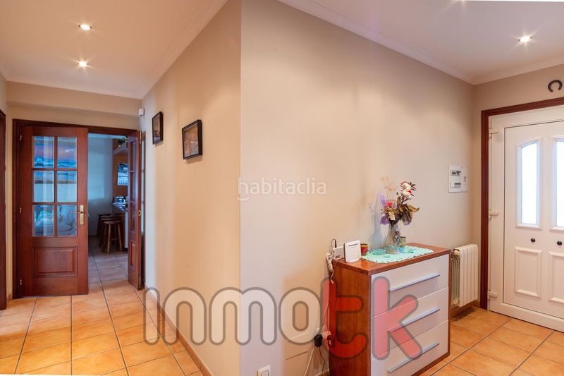 Foto aa273869-2c04-4175-8eae-4d87fc7edde0. Casa amb calefacció aparcament a Carral