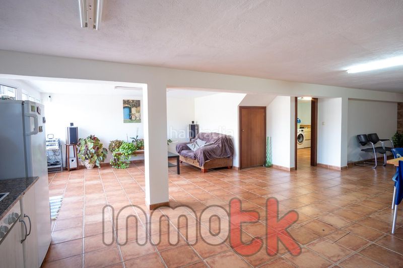 Foto bf3e462a-2305-4b7e-aee9-9e2cb2e6746b. Casa amb calefacció aparcament a Carral