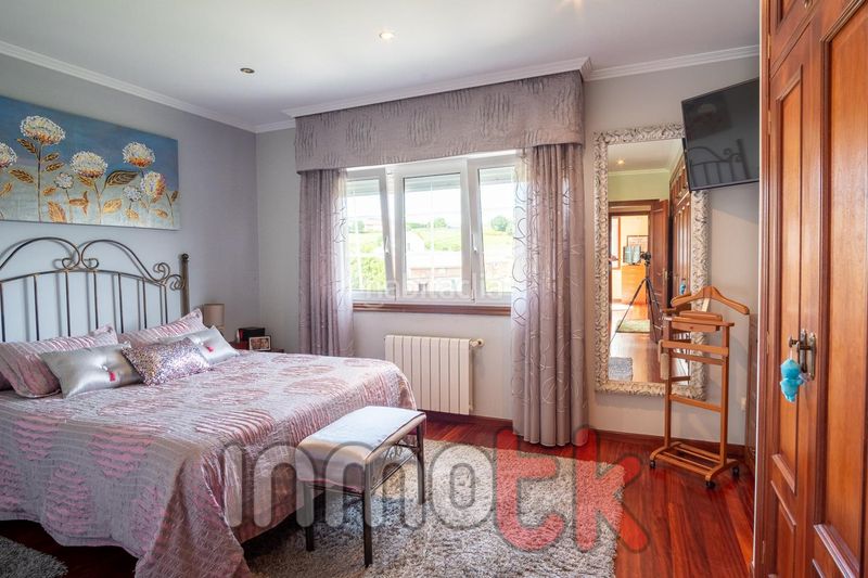 Foto dfb81fc2-e3bf-499a-ac47-f322a281c218. Casa amb calefacció aparcament a Carral