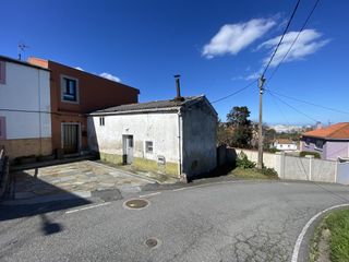 Casa  Rúa eirís de arriba. Casa pareada con proyecto y vistas en eiris