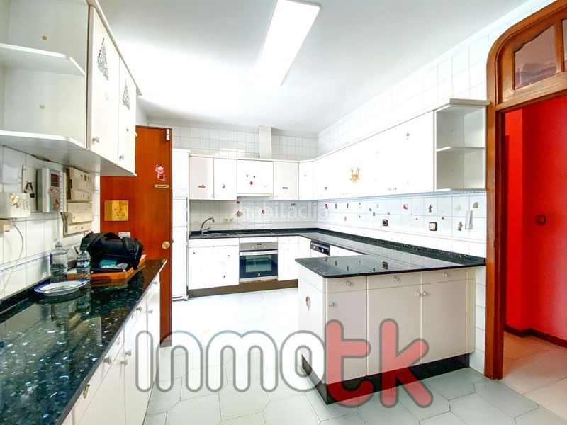 Foto 08315f8c-7311-4673-895f-a2c30695b5a5. Casa amb calefacció aparcament a Monte Alto - Zalaeta - Atocha Coruña (A)