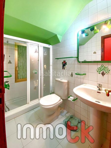 Foto 11b78b9e-2ba4-4ae4-abd2-1e891be7d3ed. Casa amb calefacció aparcament a Monte Alto - Zalaeta - Atocha Coruña (A)