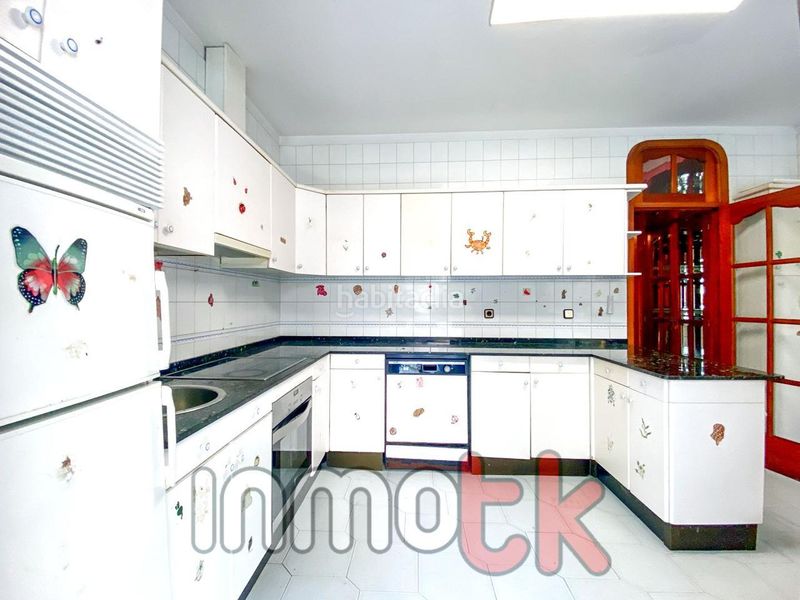 Foto cdb7c728-e3fb-4c29-aa98-c7076186b9b2. Casa amb calefacció aparcament a Monte Alto - Zalaeta - Atocha Coruña (A)