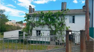 Casa  Rúa castañeira. Casa en lorbé urbana con proyecto