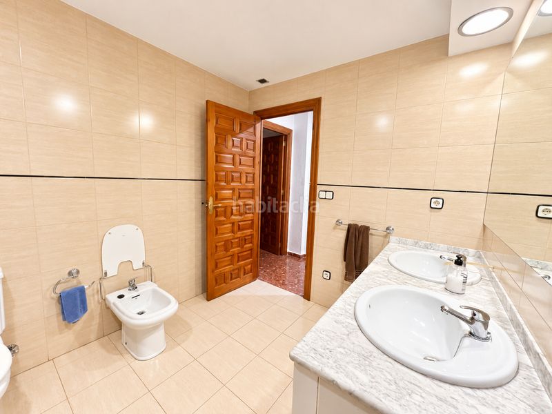 Foto 1e09f5a0-11dd-4dcf-8300-a69fbf86c581. Casa amb xemeneia calefacció a Aldaia