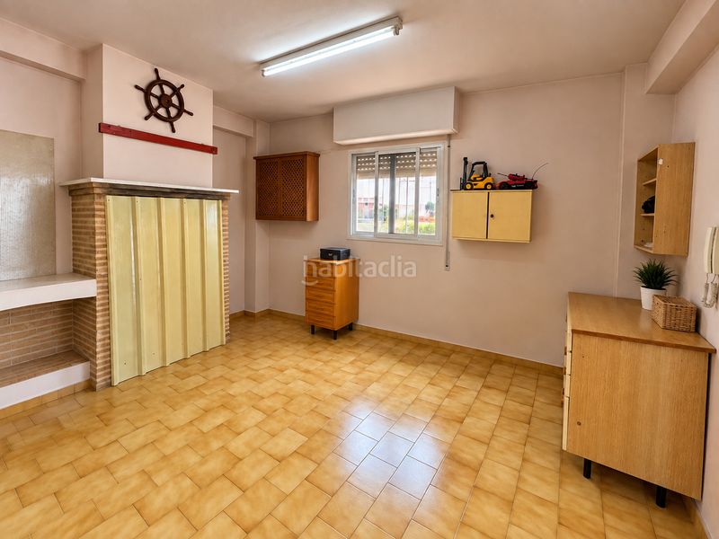 Foto 9c1e6e3b-f70b-4924-a531-d70e493ea9e3. Casa amb xemeneia calefacció a Aldaia