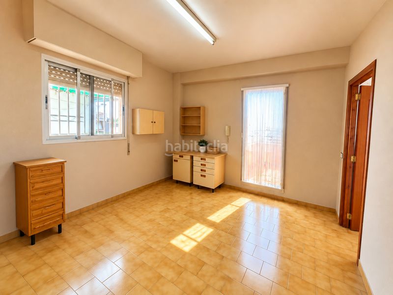 Foto c0c21c32-a83c-4593-a87d-05aedd713c33. Casa amb xemeneia calefacció a Aldaia