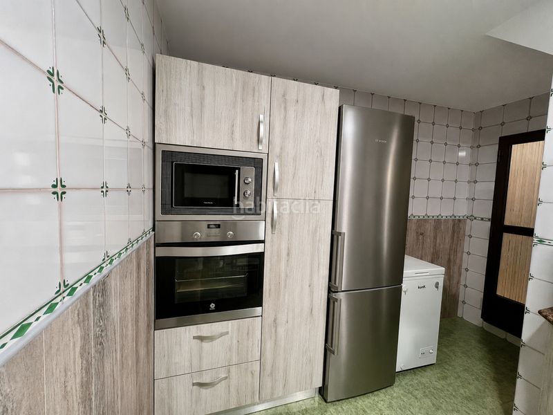 Foto c74a1dd7-aad9-4c4b-b720-9c2dbe1b0758. Casa amb xemeneia calefacció a Aldaia