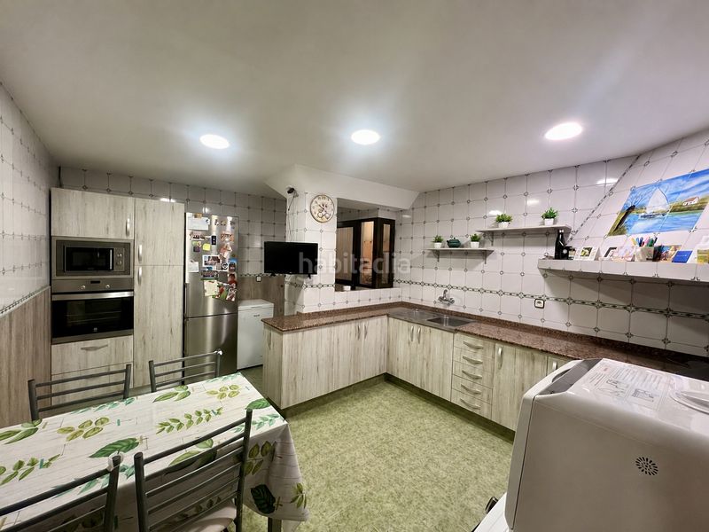 Foto e31d0457-50ed-4965-b8ba-18534071fe05. Casa amb xemeneia calefacció a Aldaia