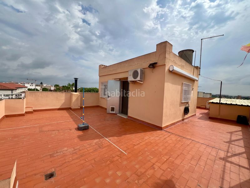 Foto f3ad15a4-f77e-4eee-af7a-4a31055c4628. Casa amb xemeneia calefacció a Aldaia