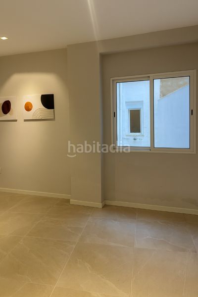 Planta baja en carrer del reverend josep noguera 18 vivienda recien reformada con amplio patio en Valencia - Imagen 14