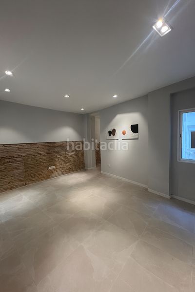 Planta baja en carrer del reverend josep noguera 18 vivienda recien reformada con amplio patio en Valencia - Imagen 12