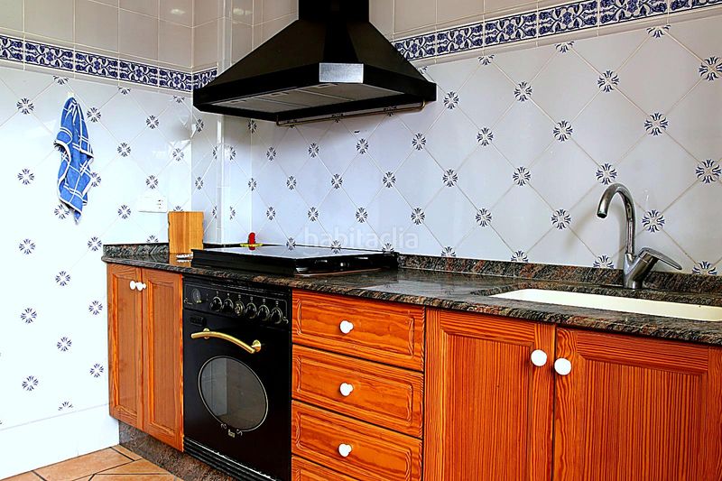 Foto 33b97e10-c6d7-4eb3-a4b7-00afffbc04e2. Xalet amb xemeneia aparcament piscina a Saboya Alboraya