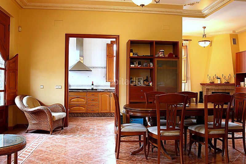 Foto 3aa3e778-4127-49de-b739-94473b7817ec. Xalet amb xemeneia aparcament piscina a Saboya Alboraya