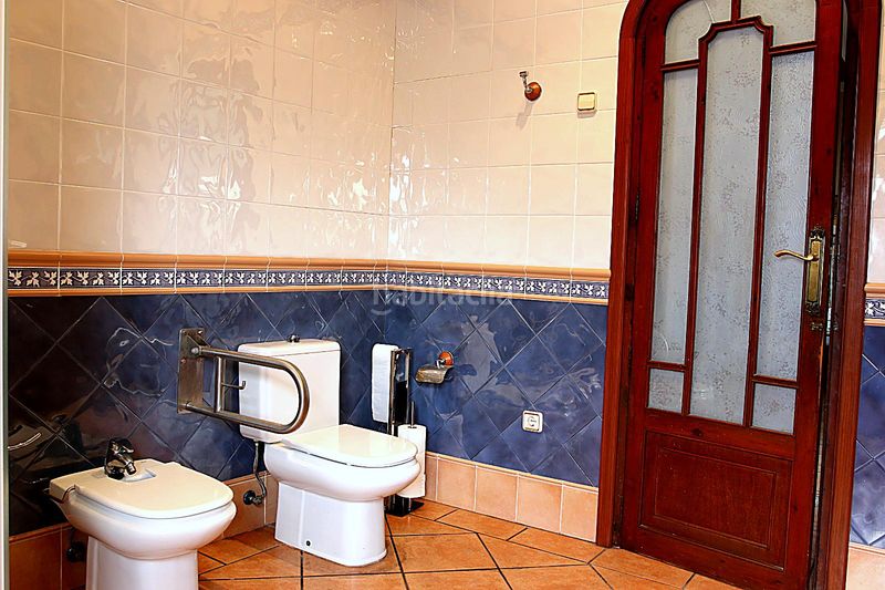 Foto 82e9a9d0-c126-46f0-aa1a-442ff10592b0. Xalet amb xemeneia aparcament piscina a Saboya Alboraya