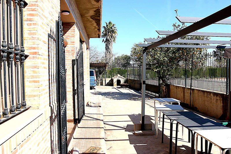 Foto 98cf802f-3890-4b35-af8f-a94f85461b84. Xalet amb xemeneia aparcament piscina a Saboya Alboraya