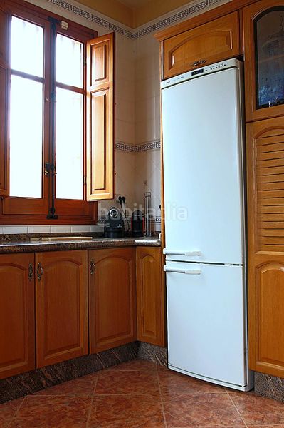 Foto a4e064f5-4645-43e4-a3f2-069cf18528eb. Xalet amb xemeneia aparcament piscina a Saboya Alboraya