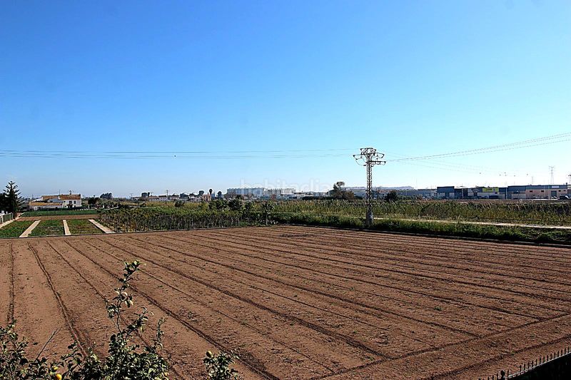 Foto bf49248e-3b66-4247-a378-c3bee7c9151b. Xalet amb xemeneia aparcament piscina a Saboya Alboraya