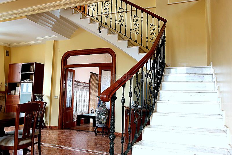 Foto d432f025-ce86-44bc-877f-a73fe3c96401. Xalet amb xemeneia aparcament piscina a Saboya Alboraya